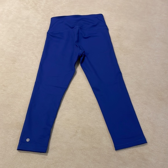 Z by Zella Cropped Blue Leggings in size  XS - Picture 6 of 7
